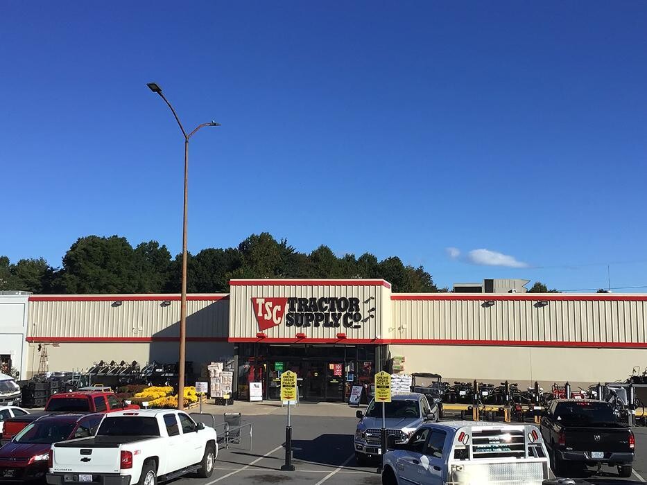 Images Tractor Supply Co.