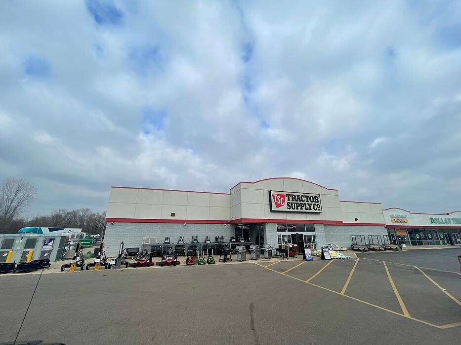Images Tractor Supply Co.