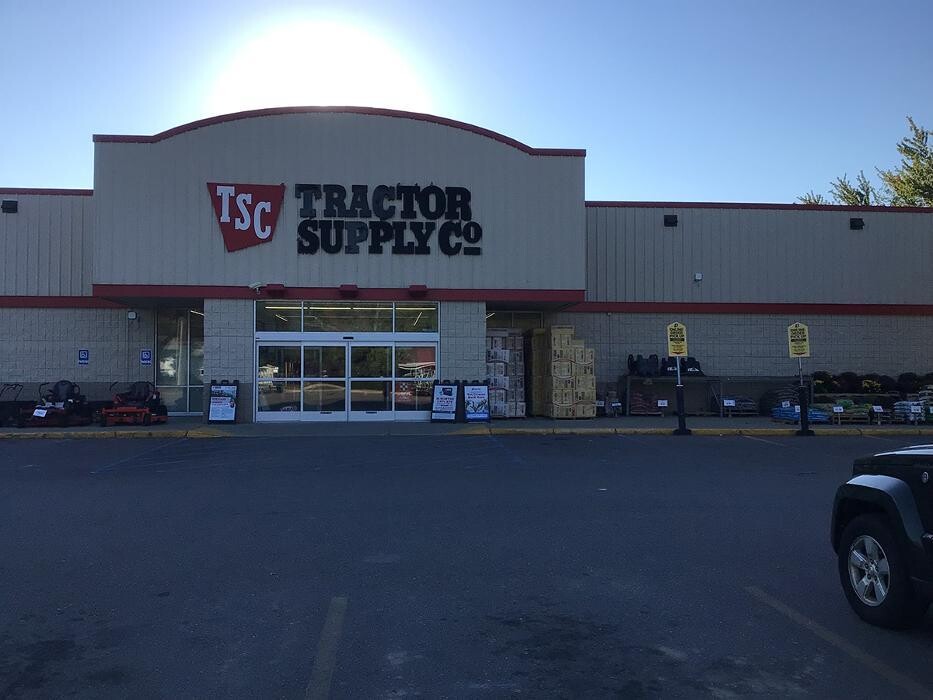 Images Tractor Supply Co.