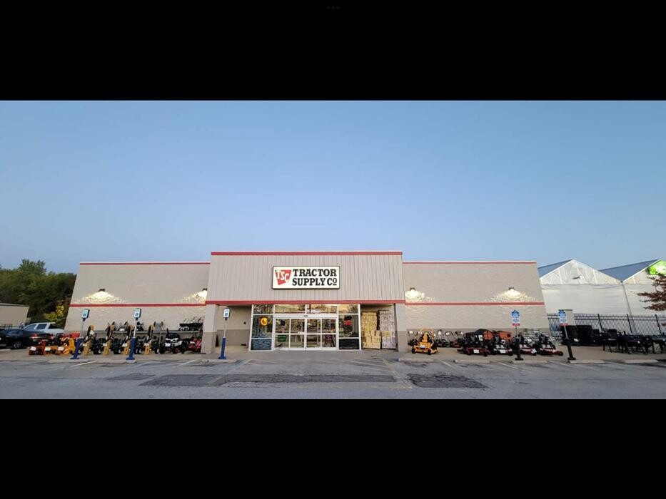 Images Tractor Supply Co.