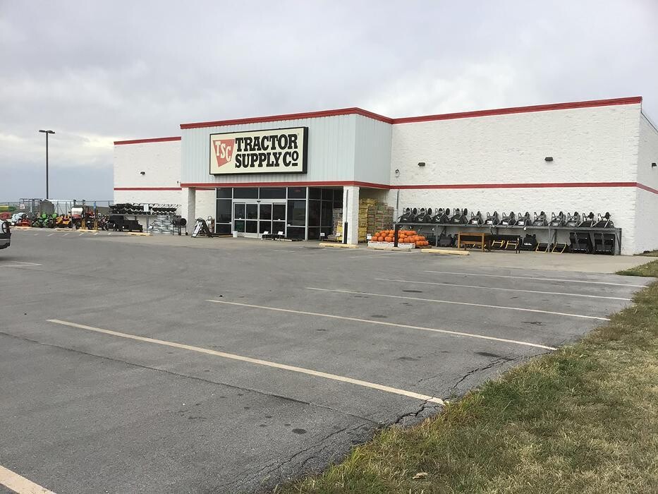 Images Tractor Supply Co.