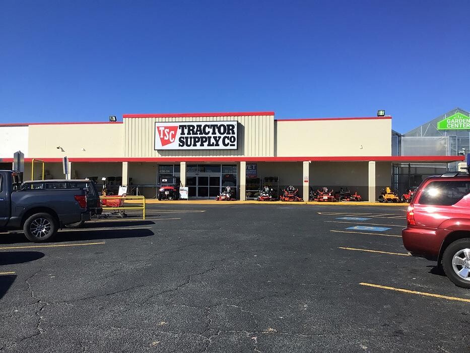 Images Tractor Supply Co.