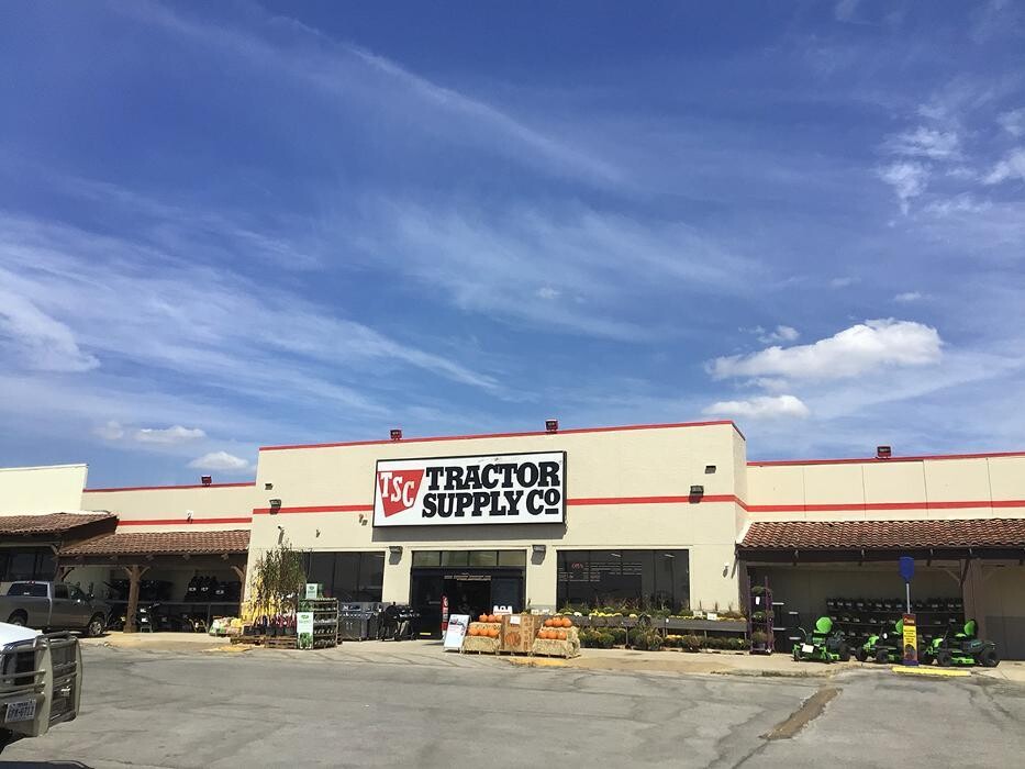 Images Tractor Supply Co.