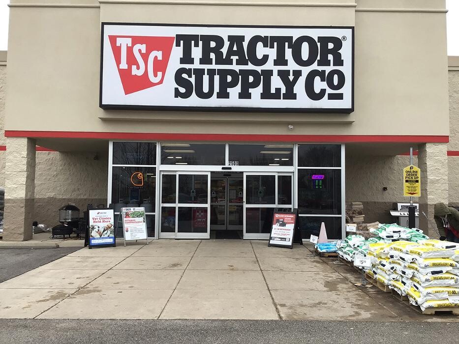 Images Tractor Supply Co.