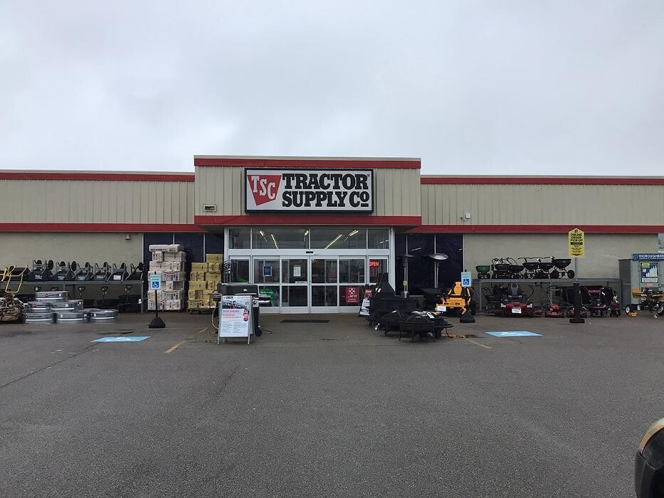 Images Tractor Supply Co.