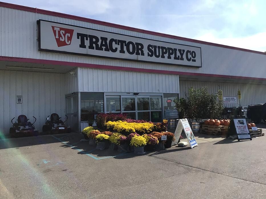 Images Tractor Supply Co.