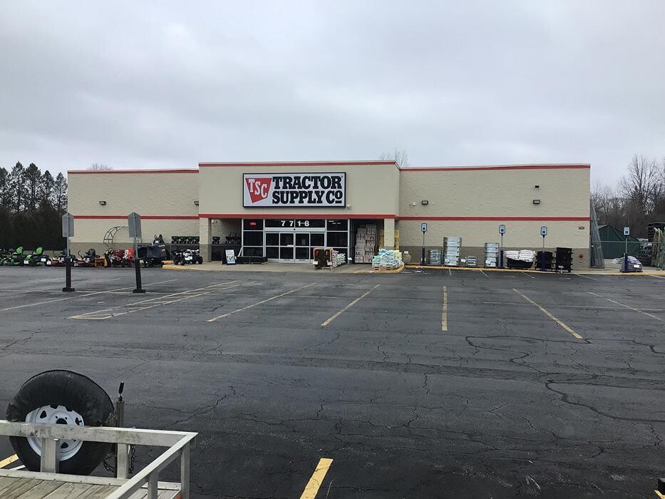 Images Tractor Supply Co.