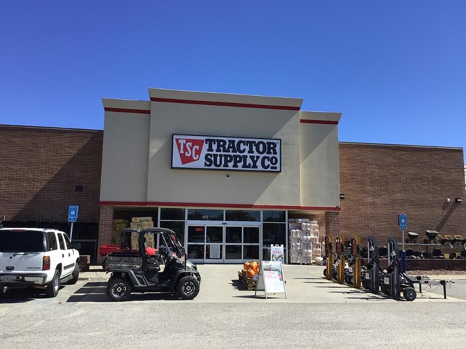 Images Tractor Supply Co.