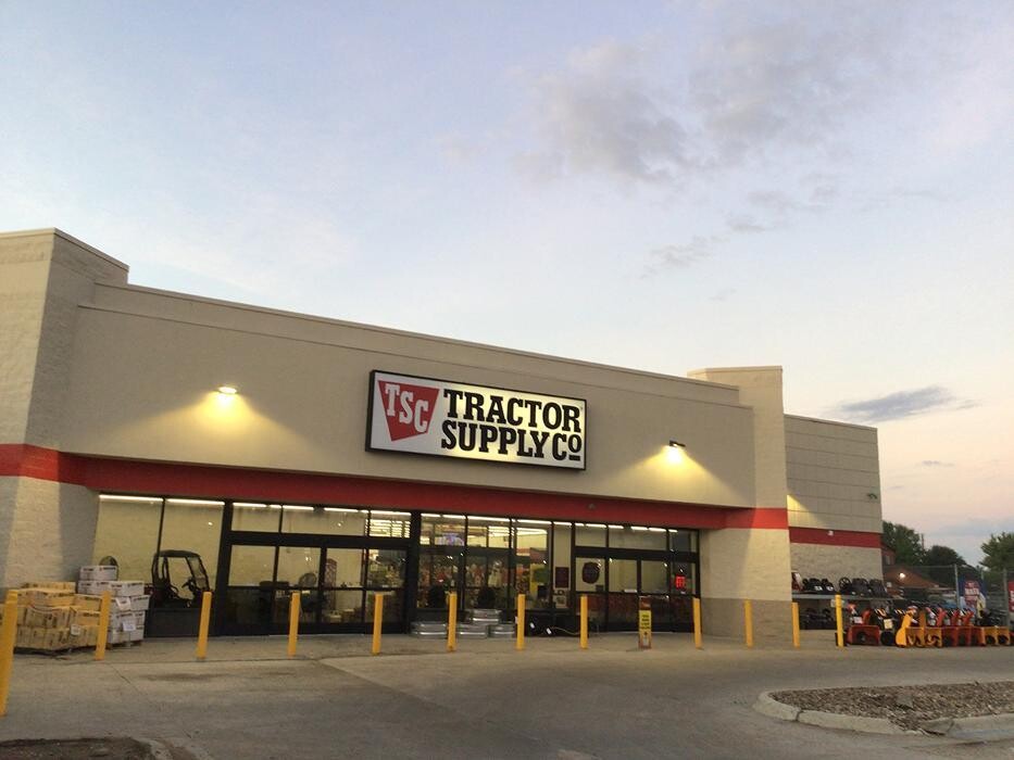 Images Tractor Supply Co.