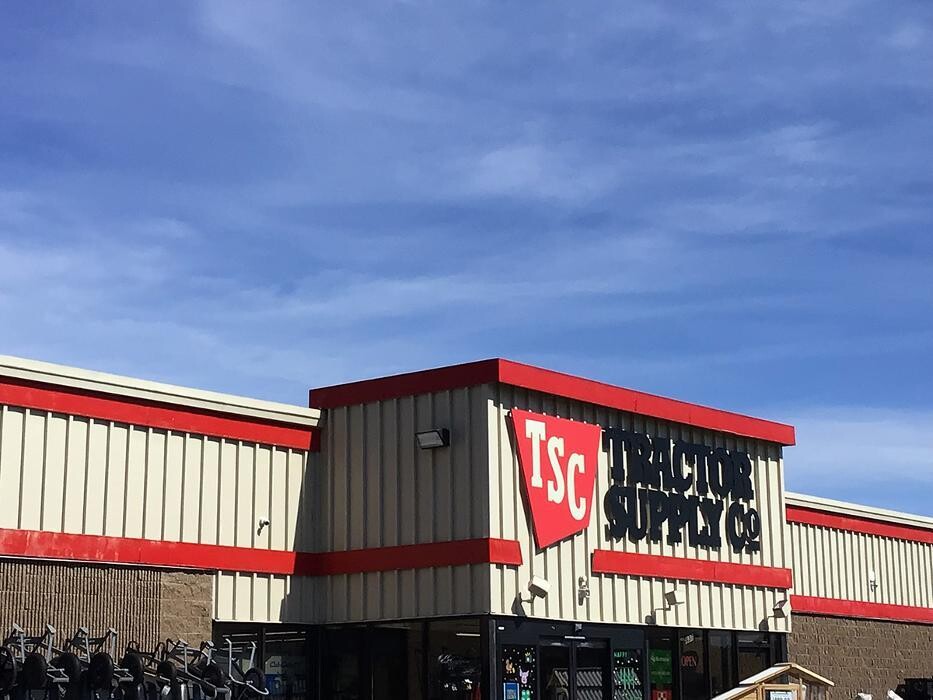 Images Tractor Supply Co.