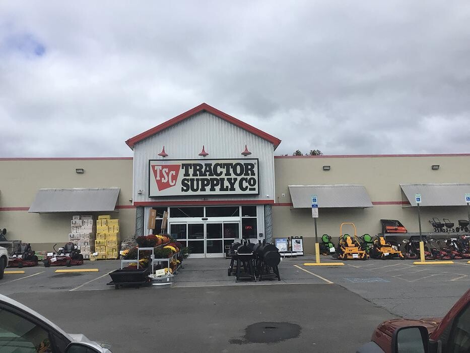 Images Tractor Supply Co.