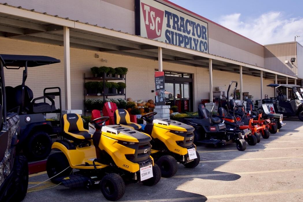 Images Tractor Supply Co.