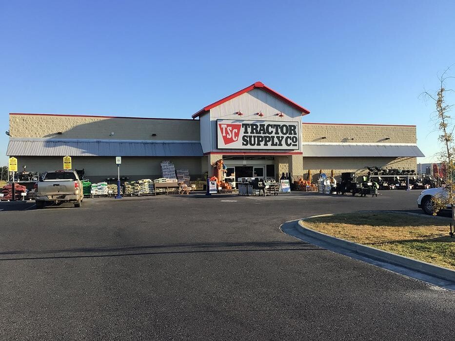 Images Tractor Supply Co.