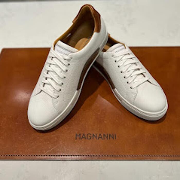 Images Napoli's Clothing & Shoes