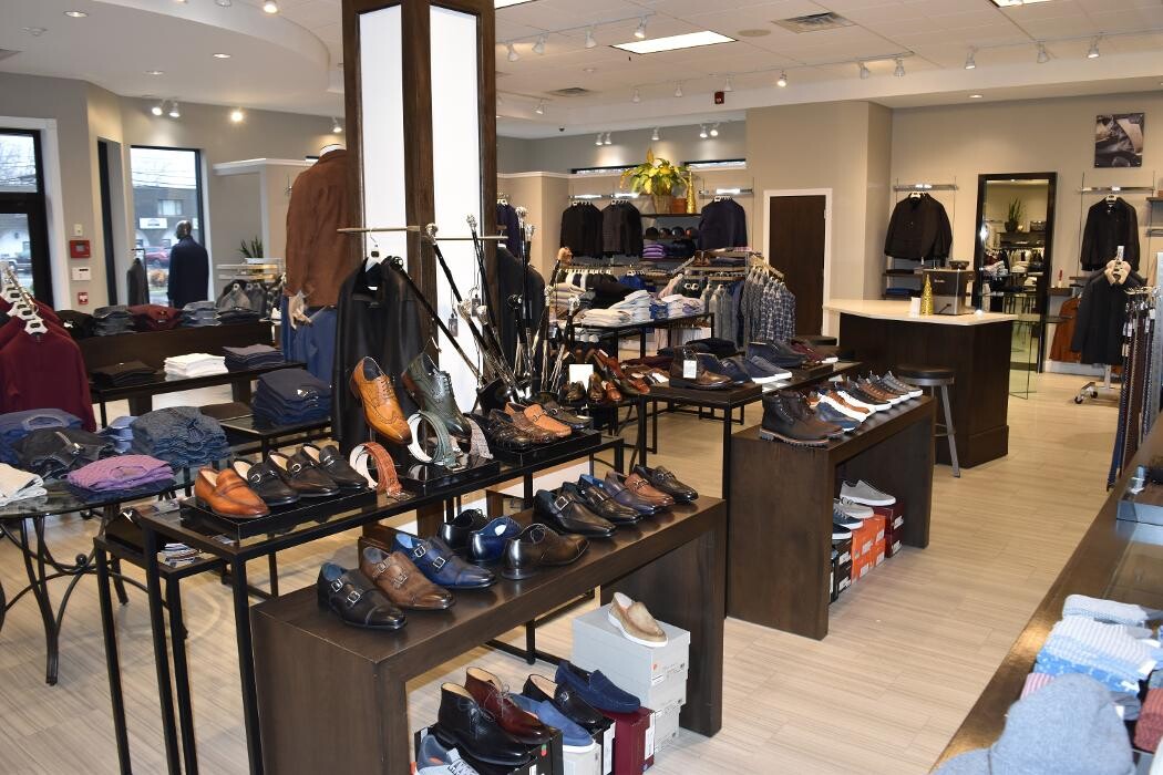Images Napoli's Clothing & Shoes