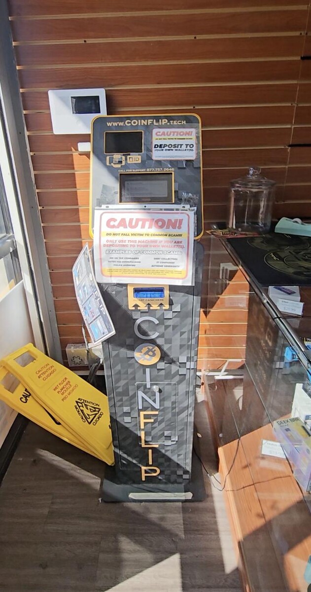 Images CoinFlip Bitcoin ATM - Vapor Maven (Columbia)