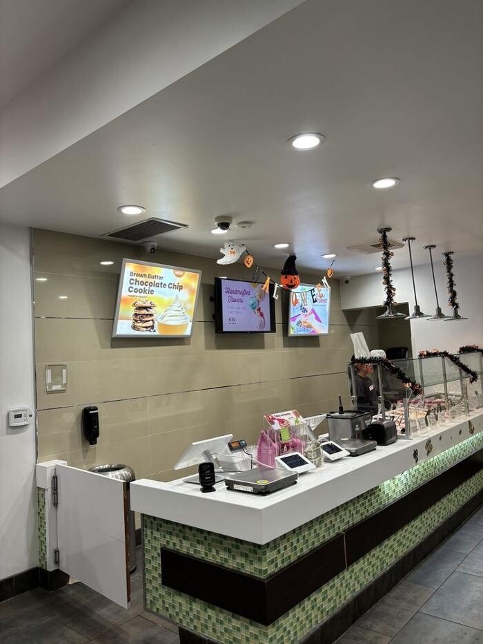 Images Yogurtland Sherman Oaks