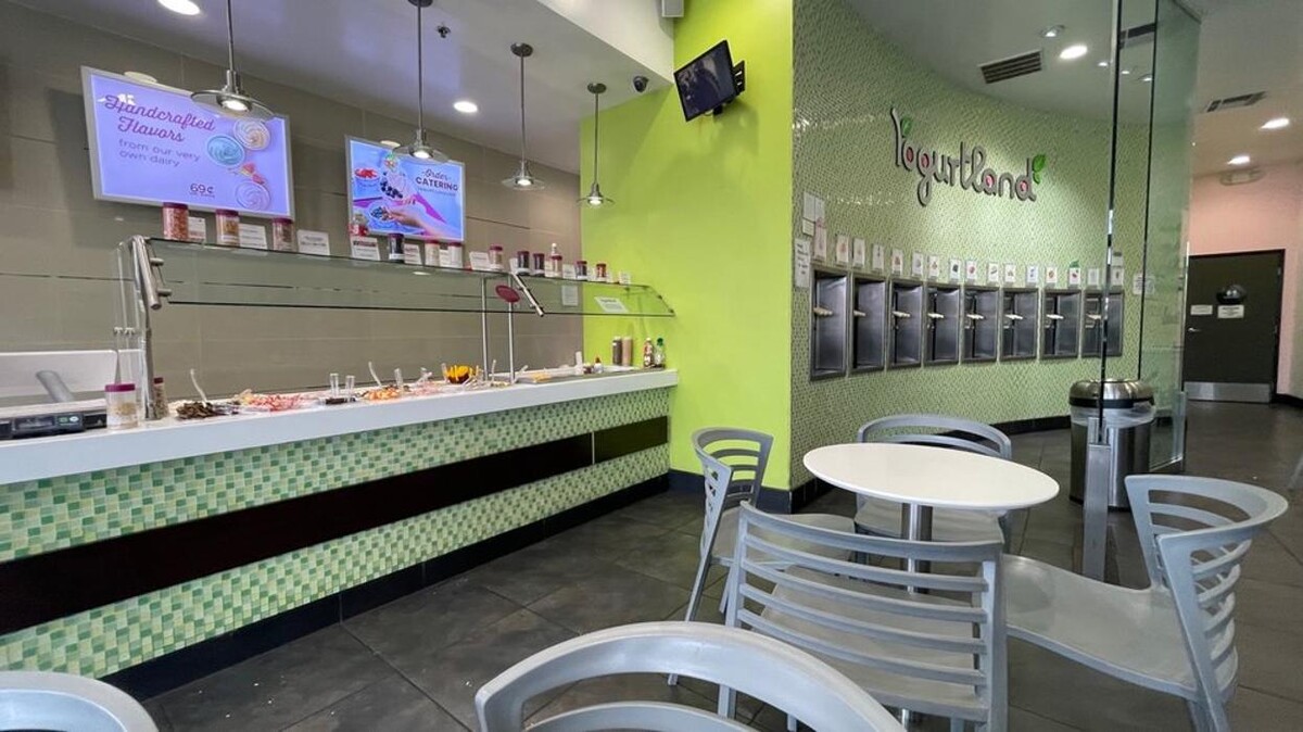 Images Yogurtland Anaheim