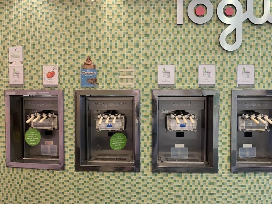 Images Yogurtland Fullerton
