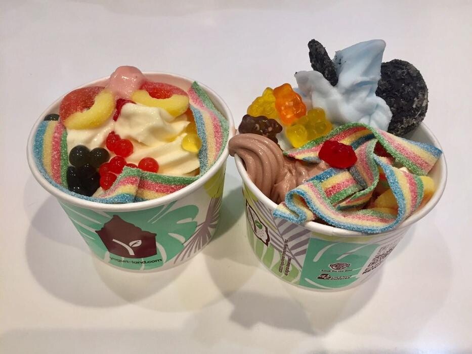 Images Yogurtland Lancaster
