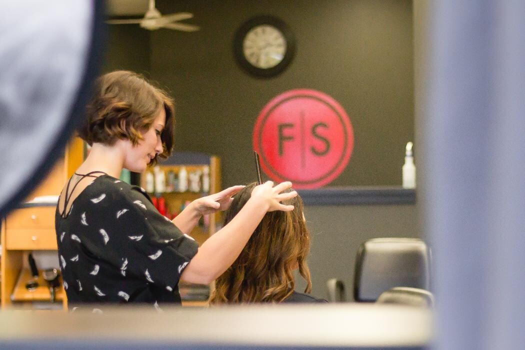 Images Fantastic Sams Cut & Color