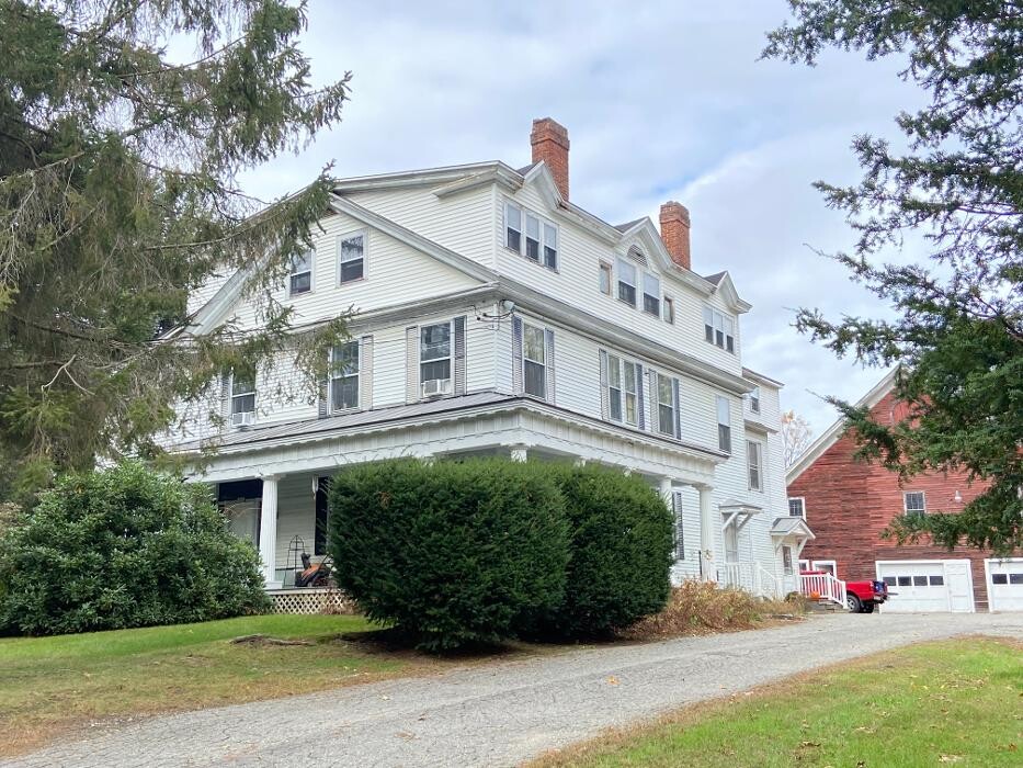 Images Traditions Real Estate