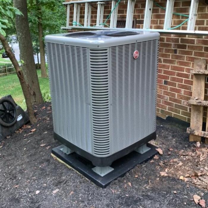 CD Shanahan's Heating & Cooling Logo