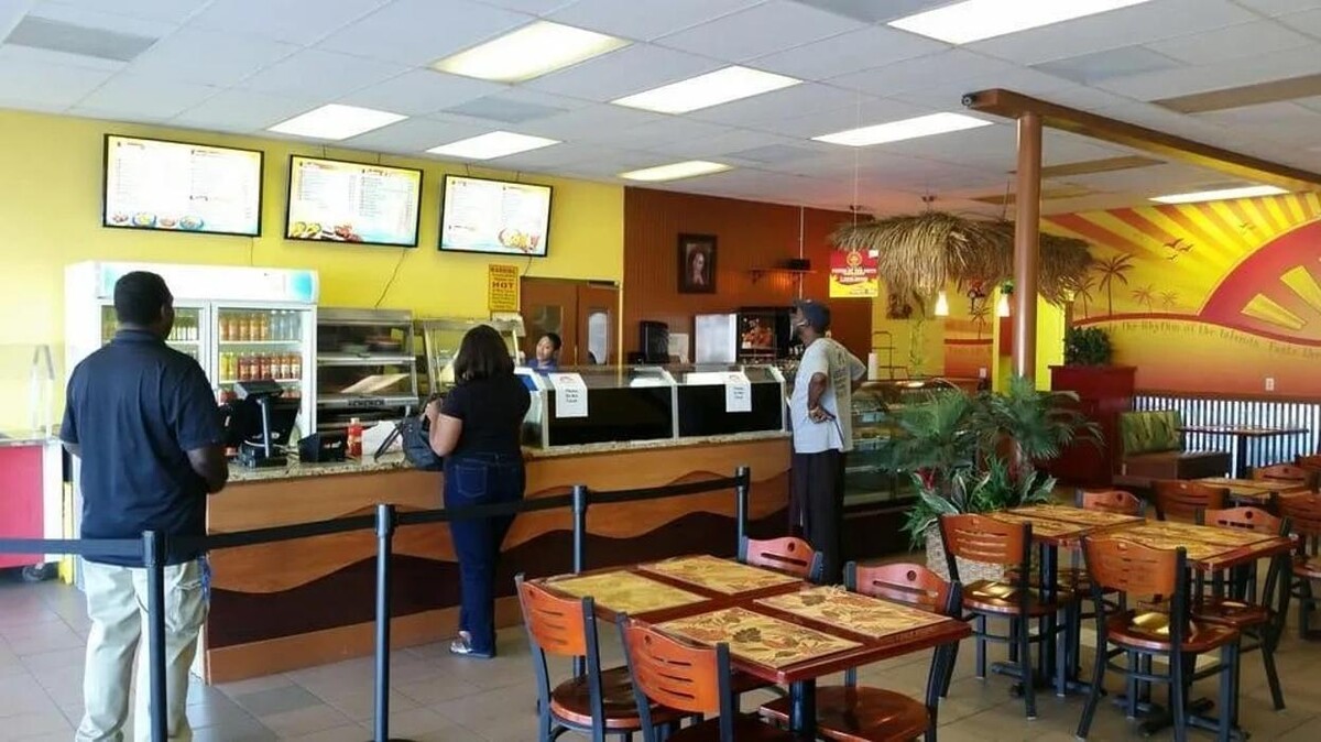 Images Golden Krust Caribbean Restaurant