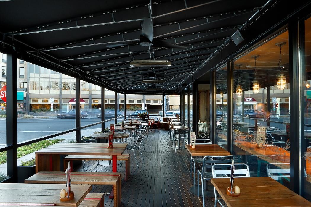 Images Nando's PERi-PERi