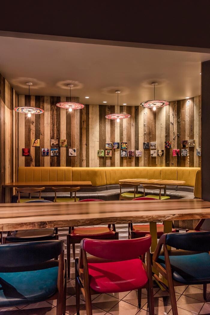 Images Nando's PERi-PERi
