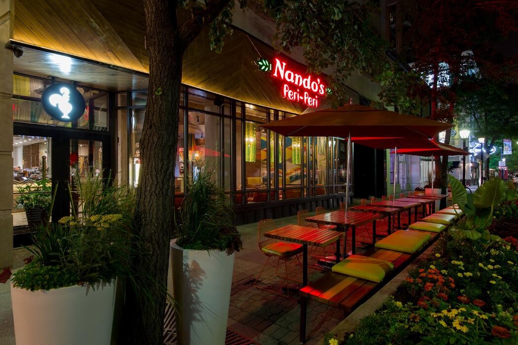 Images Nando's PERi-PERi