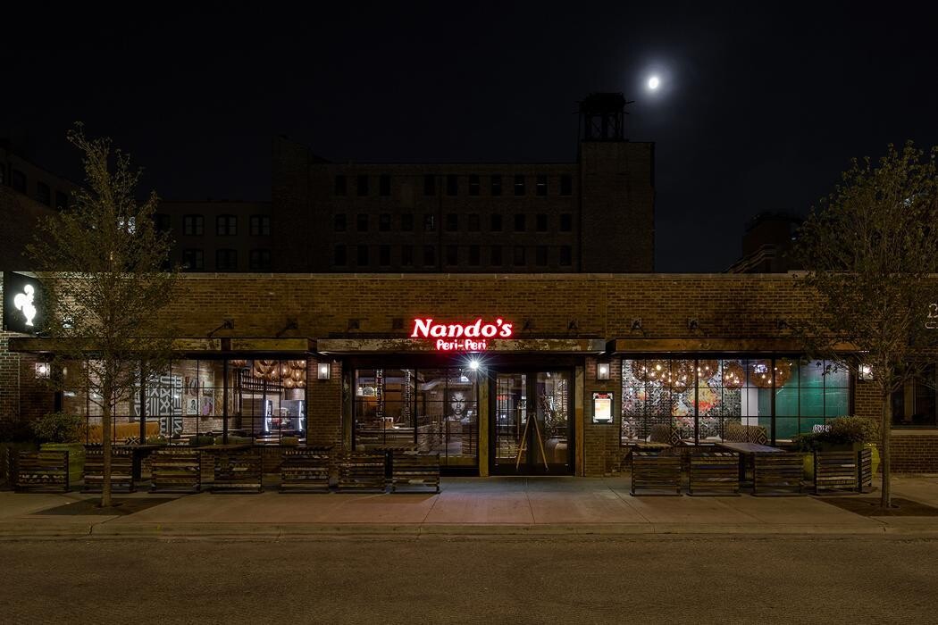 Images Nando's PERi-PERi