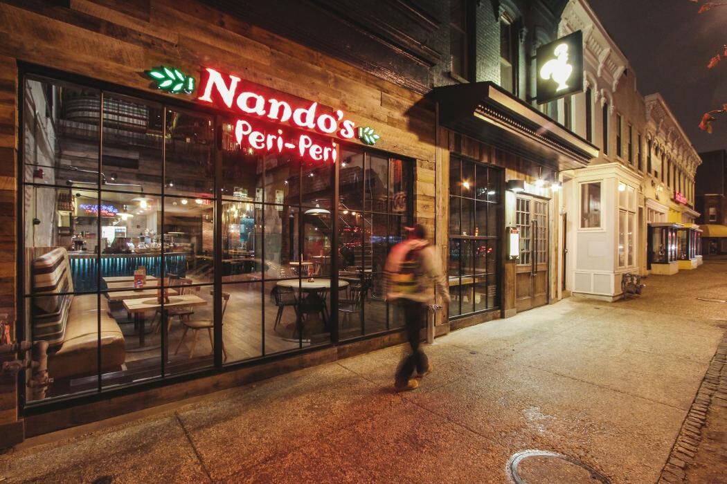Images Nando's PERi-PERi