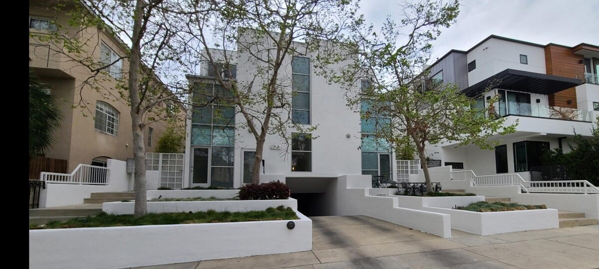 Images CertaPro Painters of Sherman Oaks, CA