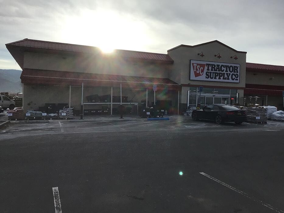Images Tractor Supply Co.