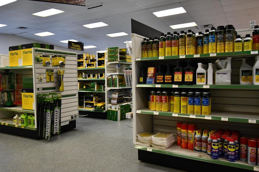 Images United Ag & Turf