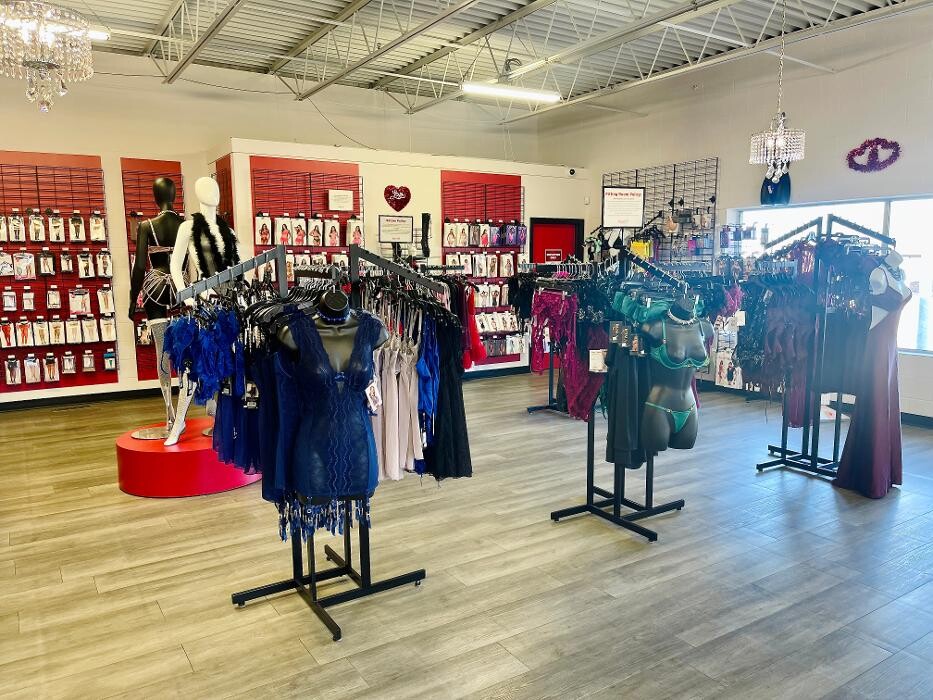 Images Adam & Eve Stores
