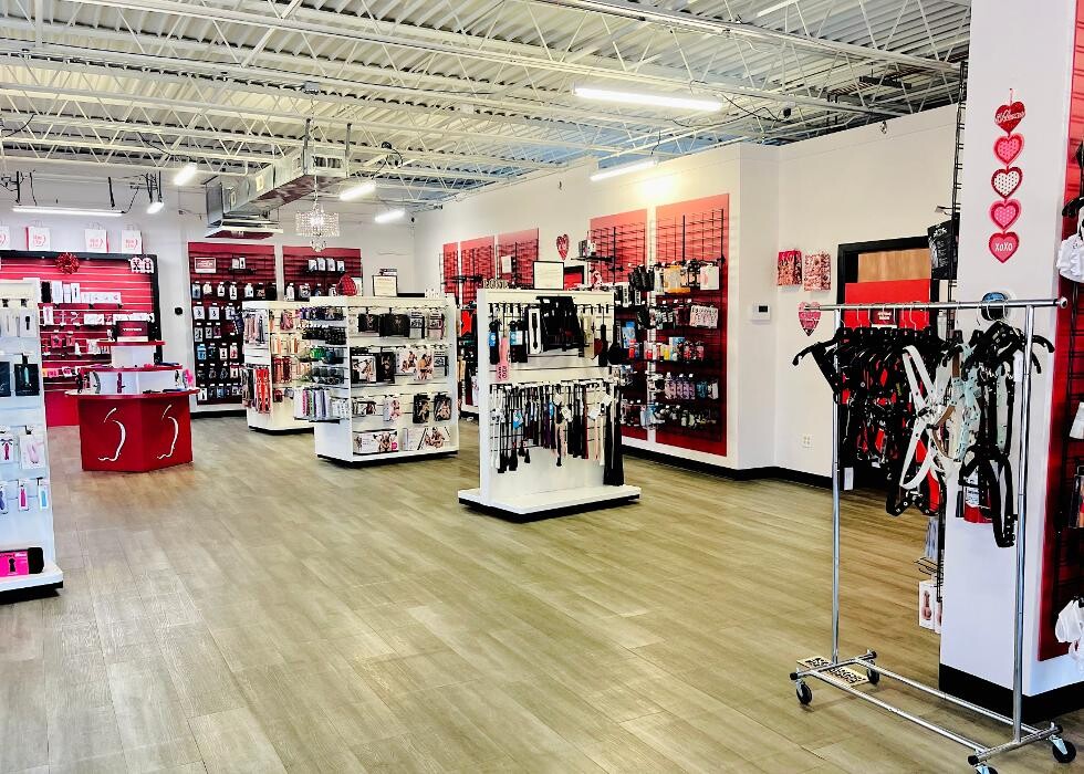 Images Adam & Eve Stores
