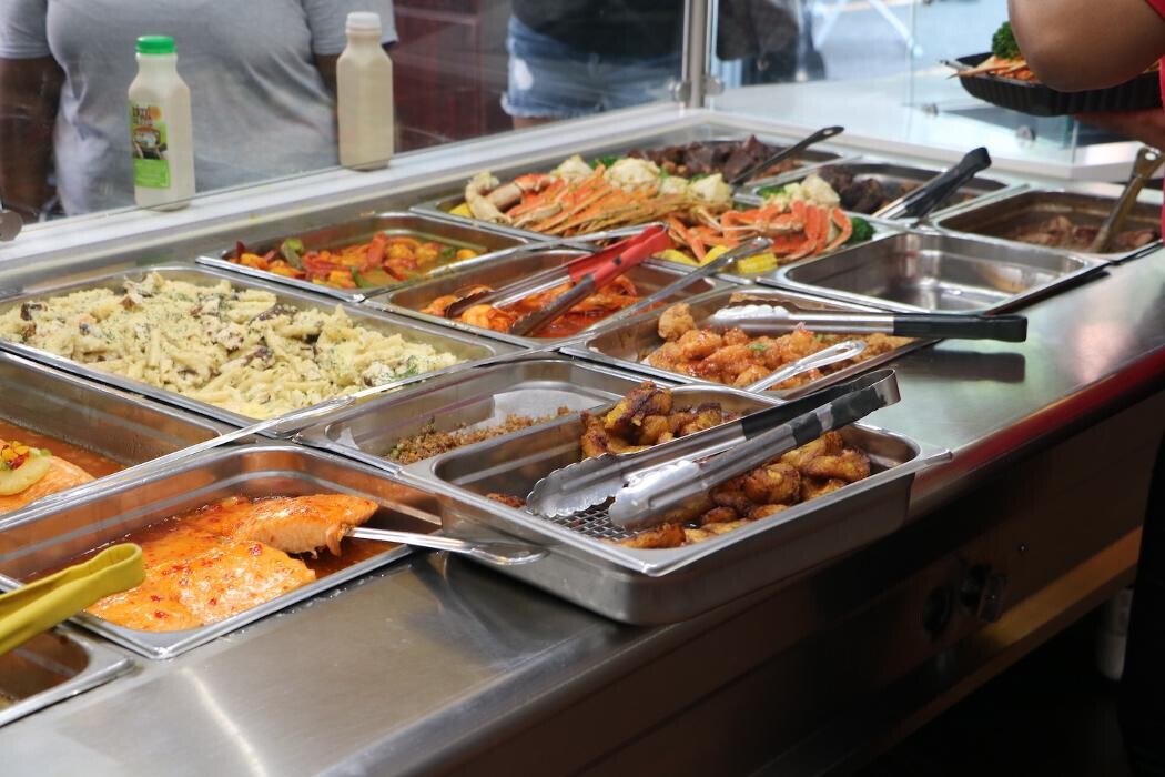 Images Golden Krust Caribbean Restaurant