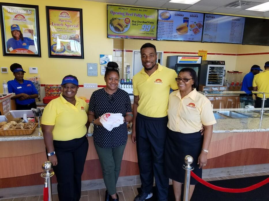 Images Golden Krust Caribbean Restaurant