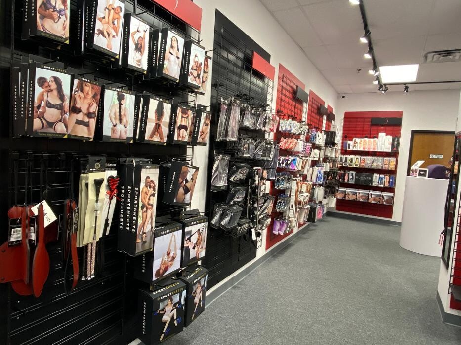Images Adam & Eve Stores