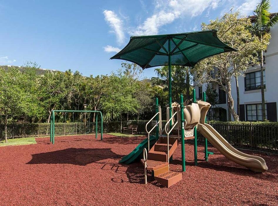 Images AMLI Toscana Place