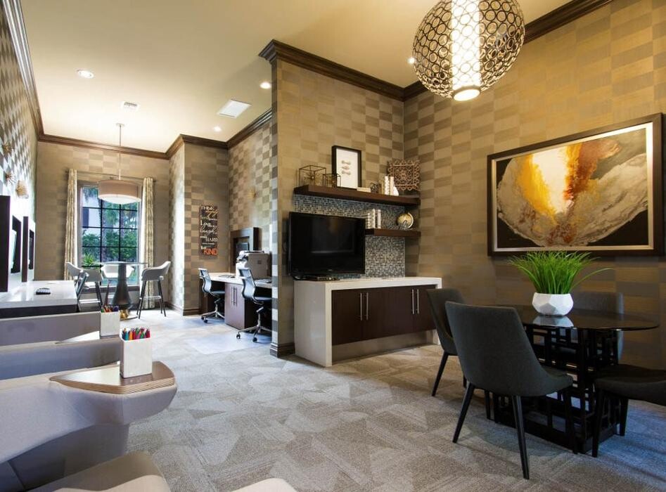 Images AMLI Toscana Place