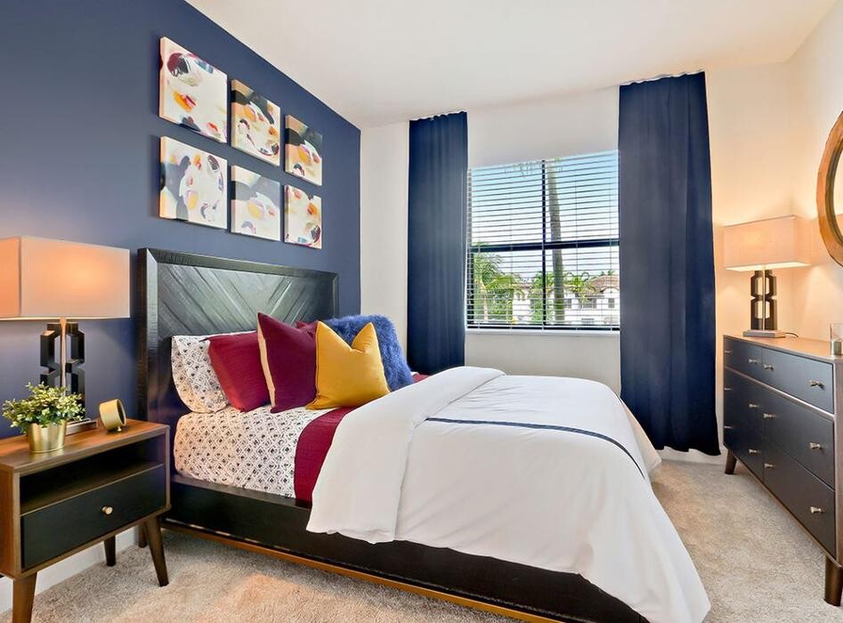 Images AMLI Toscana Place