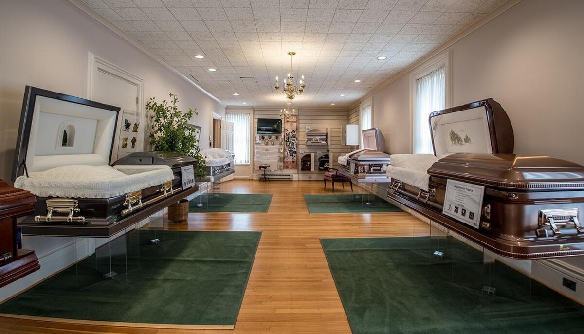Images Amigone Funeral Home and Cremation Services