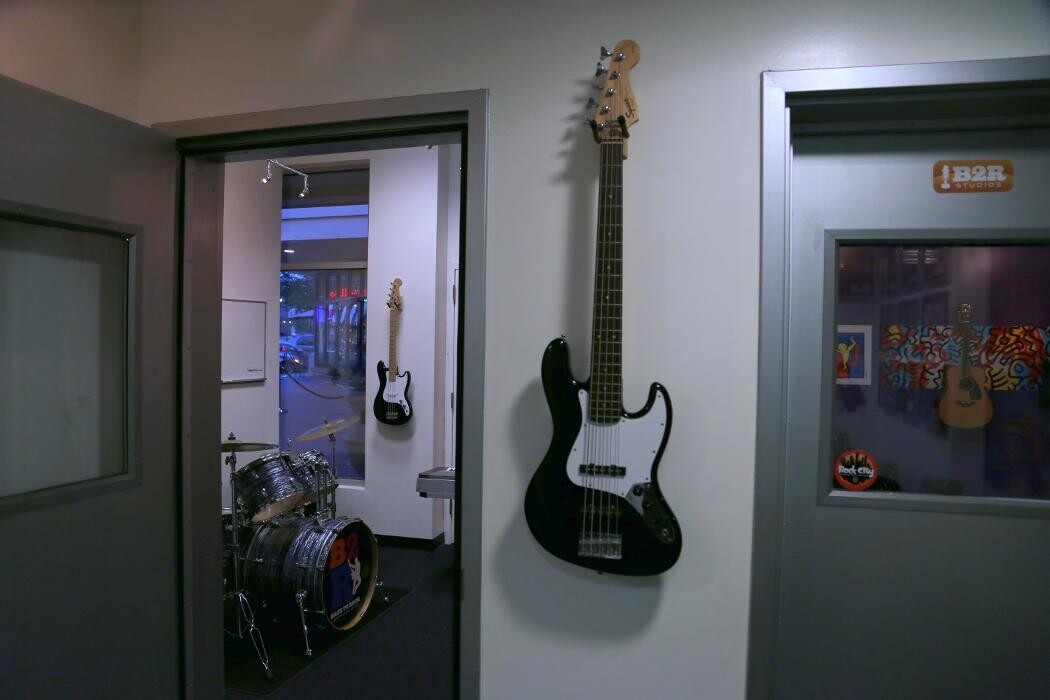 Images Bach to Rock Lansdowne