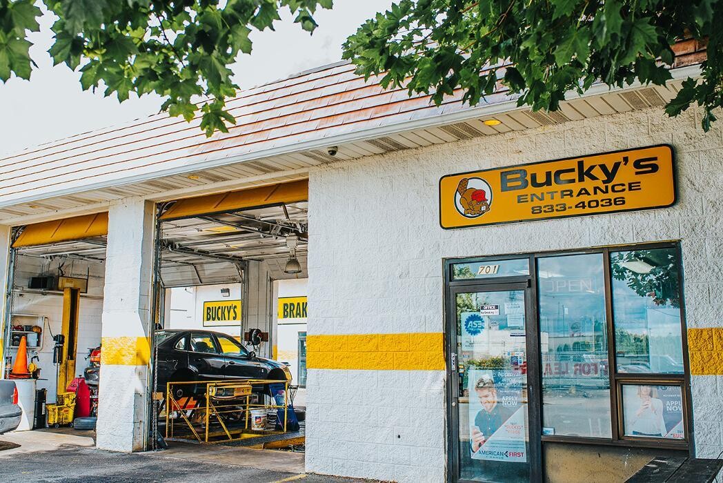 Images Bucky's Auburn/Kent