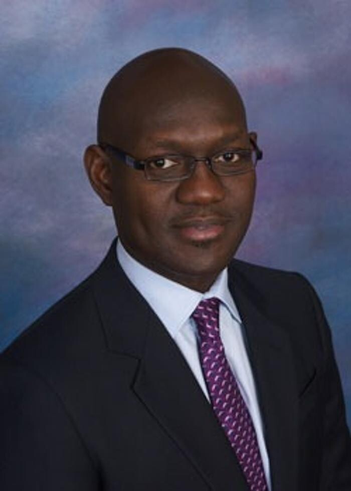 Images Dr. Fortune Alabi, MD, MBA, FCCP, FABSM