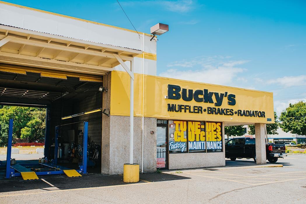 Images Bucky's Lakewood