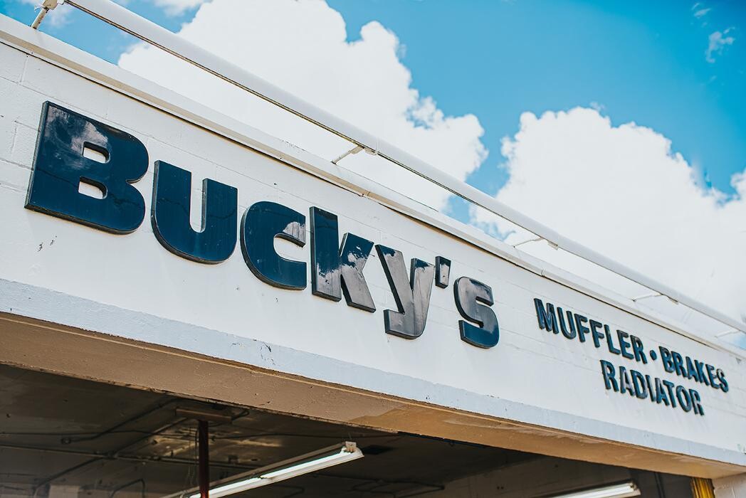 Images Bucky's Parkland